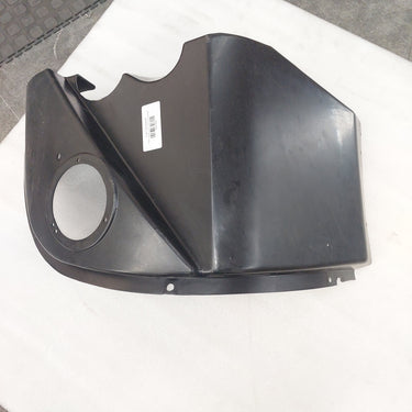 Front wheel liner LHS (Drivers) 827